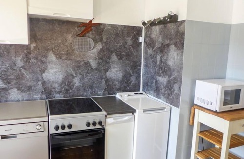 Le Piol Apartment | Le Clos tranquille by Interhome