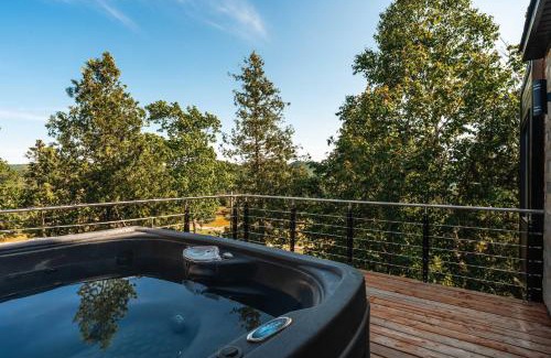 Saint Come Ski Chalet | Le Club House - Roof Jacuzzi