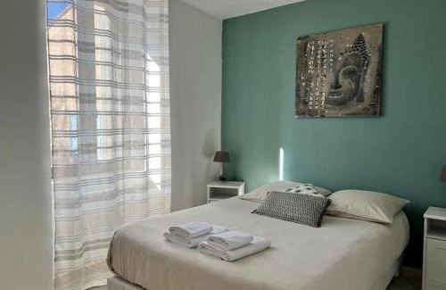 Notre-Dame-de-la-Rouviere Apartment | Le cocon