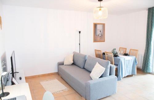 La Salvetat-Saint-Gilles Apartment | Le cocon cosy - T2 - Parking - Proche Zoo