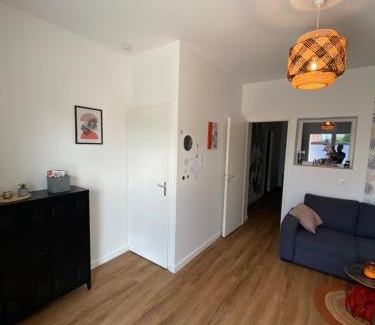 Quincy-Voisins Apartment | Le cocon de Didine, beau F2, 2 places de parking clos, proche Disneyland