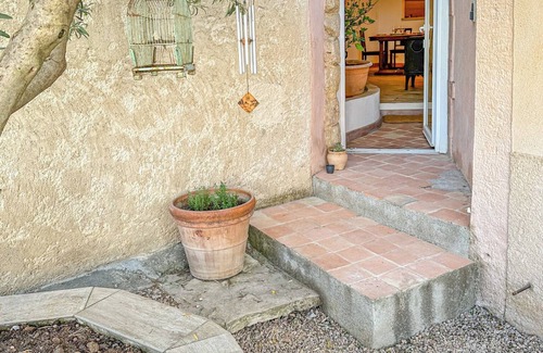 Puimoisson House | Le Cocon. Village house in Provence