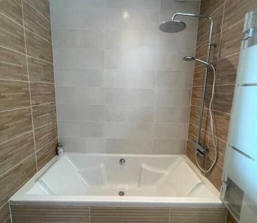 Soulangy Villa | Le Cognet : Maison 190 m2 Home 190 sqm 18' from Caen - 35 ' from Bayeux