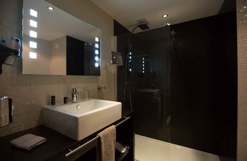 Saint-Herblain Hotel | Le Colisée Hôtel & Spa
