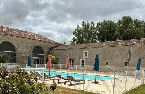 Surgeres House | Le Colombier Gîtes