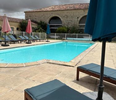 Surgeres House | Le Colombier Gîtes