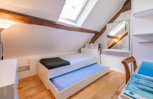 Montgeroult Villa | Le Colombier - Magnifique Maison avec Piscine