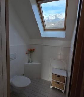 Talloires-Montmin Apartment | Le Comptoir de Sebastien - La Plage et Le Port - 2 duplex - 100m de la plage de Talloires