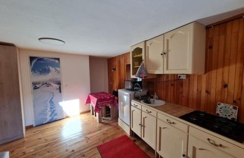 Sollieres-Sardieres Apartment | Le coquelicot