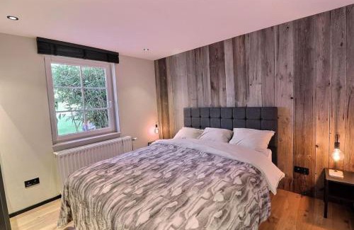 Couture-Saint-Germain Ski Chalet | Le cosy Cottage du chêne