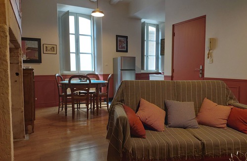 Villefranche-de-Rouergue Apartment | Le Cottage Saint-georges