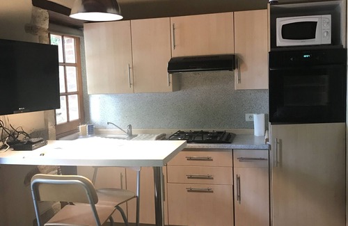 Bazoges-en-Pareds Apartment | Le Cottage Charming studio for 2 people