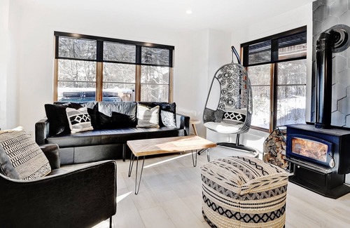 Stoneham House | LE COZY ALPIN -14 Chemin Alpin, Stoneham, 235266