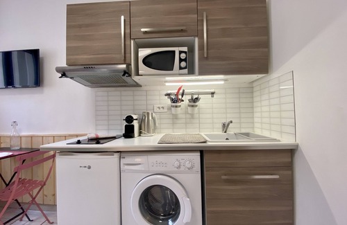 Saint Michel - Mairie Apartment | LE DECOR - Apartment Lyon, very central and well decorated