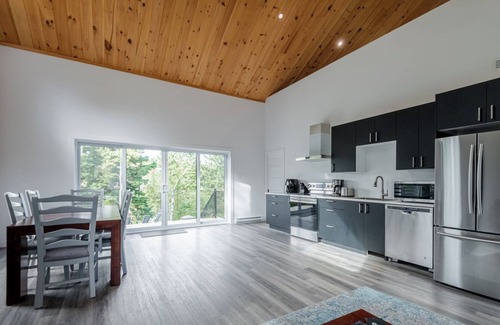 Mauricie Ski Chalet | Le Domaine Batiscan spa, sauna, Saint Adelphe