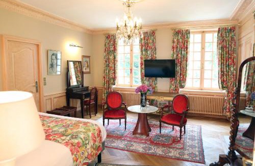 Saint-Gatien-des-Bois Bed & Breakfast | Le Domaine Du Lieu Athan ,réservé aux adultes