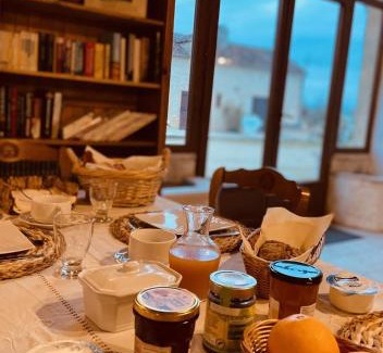 Sainte-Foy-de-Longas House | Le Domaine de Camberoux gite