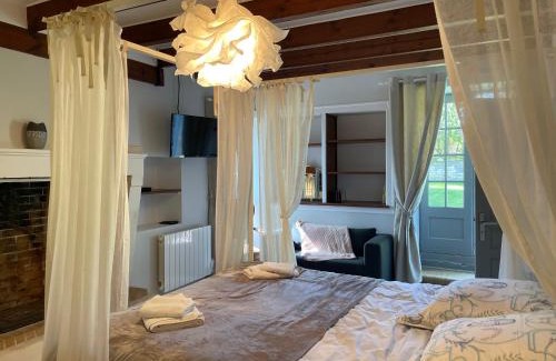 Beauvoir-sur-Niort House | Le Domaine de la Gravette