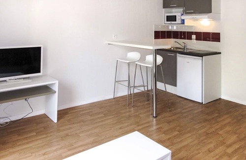Auberville Apartment | Le Domaine de la Corniche by Interhome