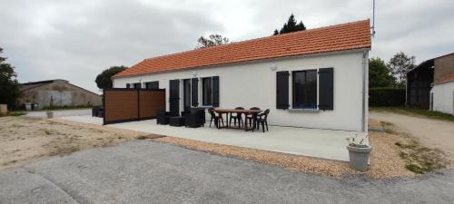Commequiers House | Le Domaine de Saint-Michel Maison de vacances 2 à 8 personnes