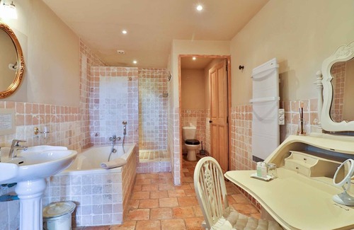 Le Thor Hotel | Le Domaine des Carmes & Spa