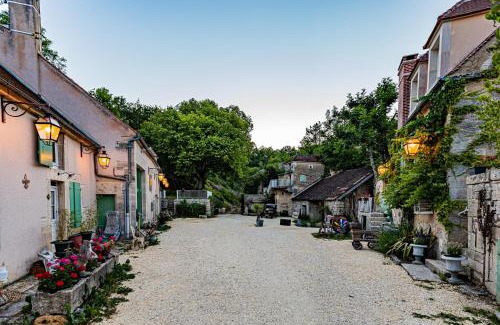 Chevroches Bed & Breakfast | Le Domaine des Carriers