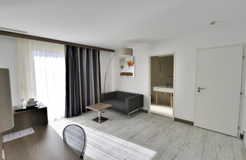 Pierrelatte Hotel | Le Domaine des Oliviers