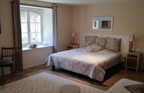 Bourg-Charente Bed & Breakfast | Le Domaine Des Platanes