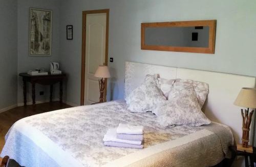 Bourg-Charente Bed & Breakfast | Le Domaine Des Platanes