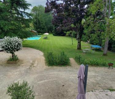 Les Avenieres Bed & Breakfast | le domaine du chaffard