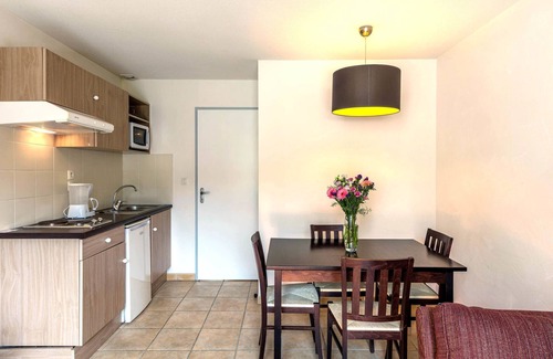 Barbaste Apartment | Le Domaine du Golf d'Albret by Interhome
