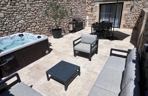Brujas House | Le Domaine du Grand Cru