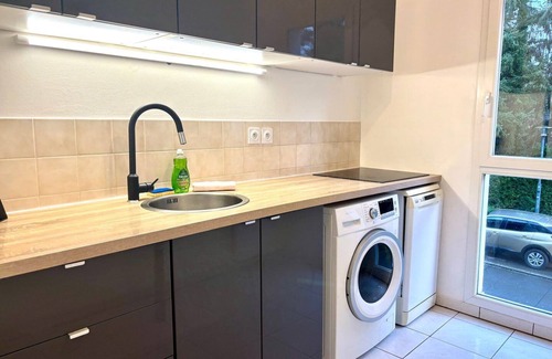 Jeanne d'Arc-Longs Champs-Beaulieu Apartment | Le Donzelot - Renovated apartment with terrace