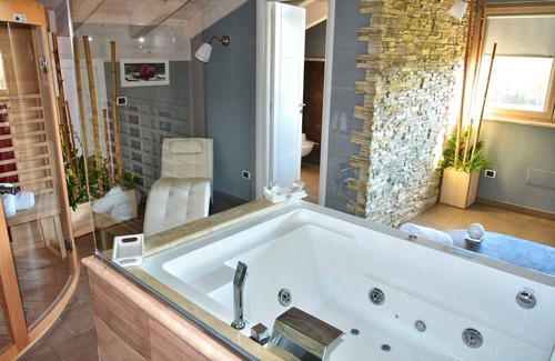 Grottaminarda Bed & Breakfast | Le Due Noci Bed and Breakfast