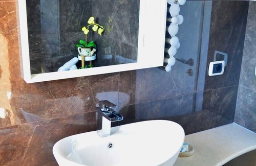 Grottaminarda Bed & Breakfast | Le Due Noci Bed and Breakfast