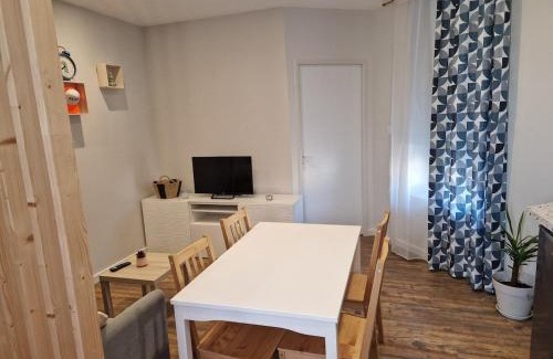 Riorges Apartment | Le Duplex