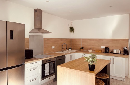 Route d'Arles Apartment | Le Félicité: spacious P4/98 m2 + parking lot
