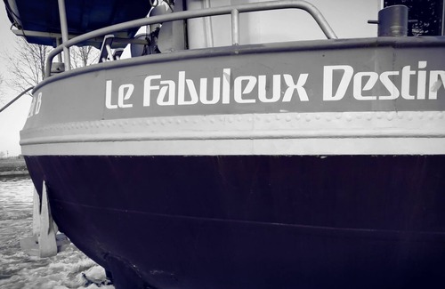 Oudenburg Boat Rental | Le Fabuleux destin