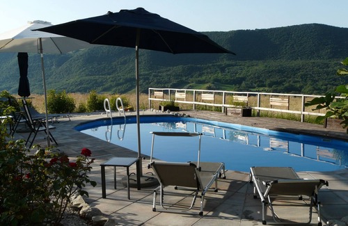 Casoli Apartment | Le Farfalle Abruzzo - Farmhouse apartment 2 with pool near Casoli