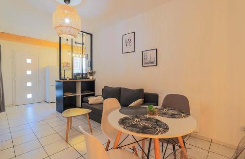 Amiens Apartment | Le Faubourg - Terrasse Centre Equipee
