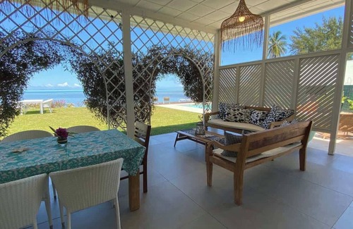 Paea Villa | Le Ficus Iti - Belle villa bord de mer et piscine