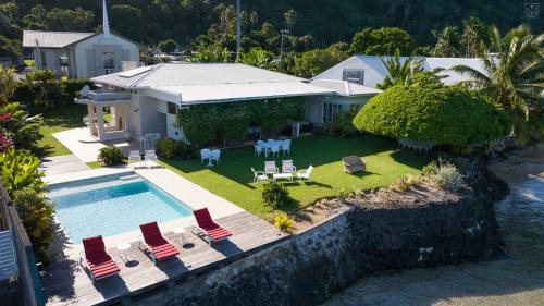 Paea Villa | Le Ficus Iti - Belle villa bord de mer et piscine