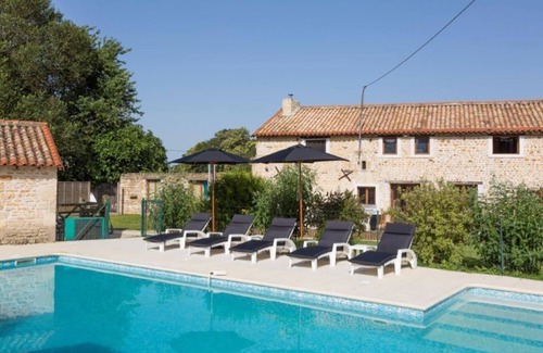 Les Alleuds Cottage | Le Figuier - Gites de Chaignepain (Sleeps 2/3)