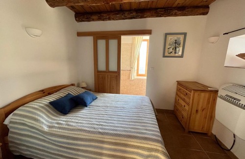 Saint-Sauveur-de-Cruzieres House | LE FLEURISTE