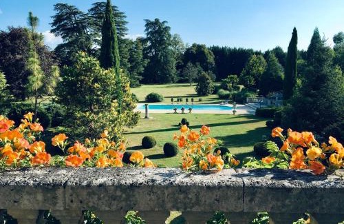 La Rochebeaucourt-et-Argentine Bed & Breakfast | Le logis de Lasteyrie