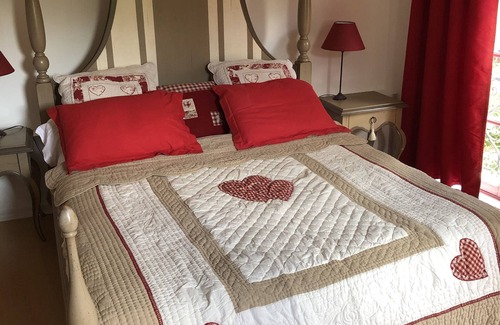 Antraigues-sur-Volane Bed & Breakfast | Le Boustrophédon