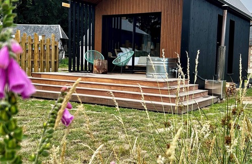 Valliquerville Cottage | Le Frêne, wooden lodge with private Nordic bath