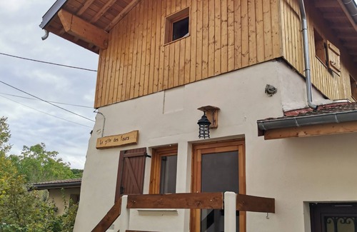 Ambronay House | Le Gîte des Fours