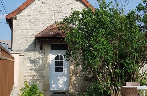 Argenteuil-sur-Armancon House | Le Gîte du Petit Loup