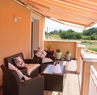 Saint-Georges-de-Reneins Bed & Breakfast | Le Gaget